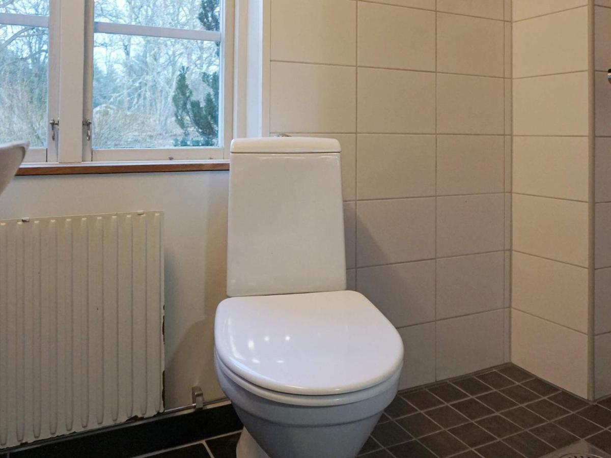 6 Person Holiday Home In Alsterbro Kattilstorp Екстер'єр фото